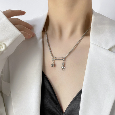 the republic of korea new pattern Retro Pin Little Bear Necklace A small minority Sense of design clavicle Cold Simplicity Versatile Jewelry