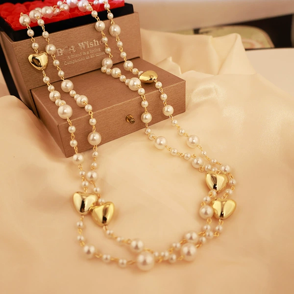 Love imitation pearl necklace