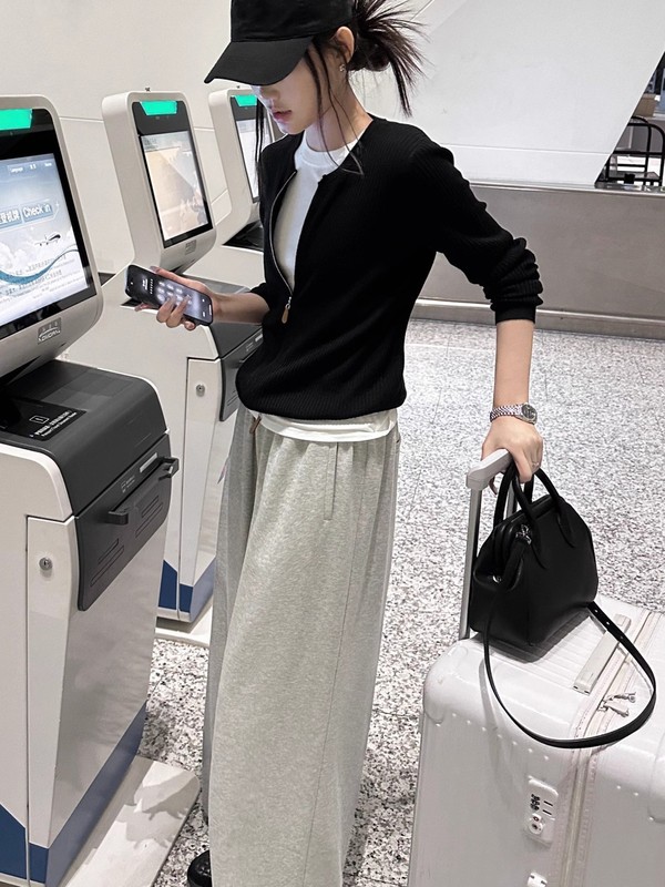 5werkwen 松弛老钱 复古皮牌拉链宽松针织开衫春夏黑色小外套女|undefined