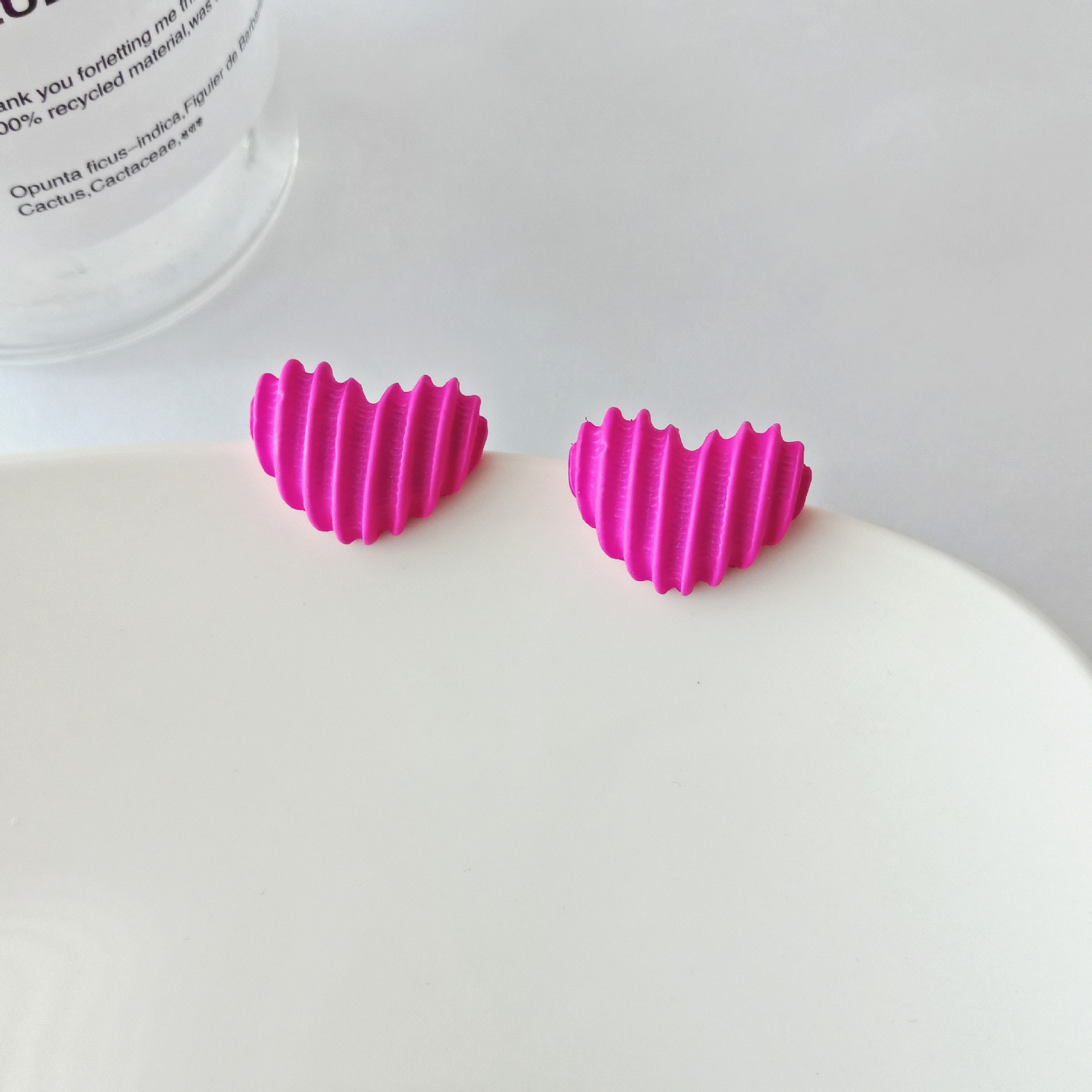 Simple Style Heart Shape Alloy Stoving Varnish Ear Studs display picture 7