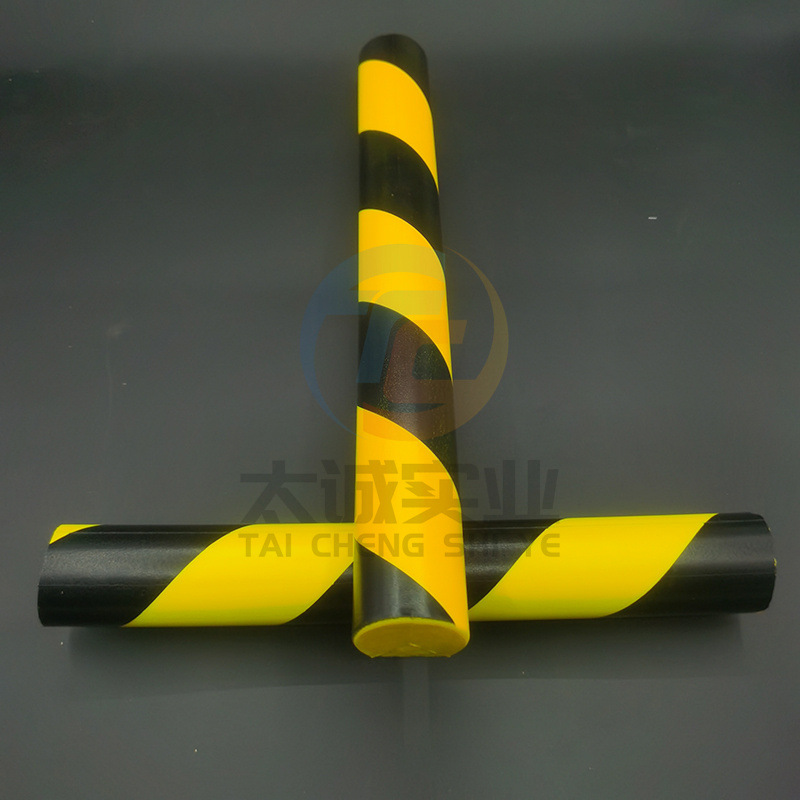 儿童游乐场PU一体成型防撞条停车厂黄黑泡棉警示护角U型条