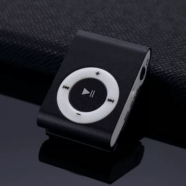 Clip black