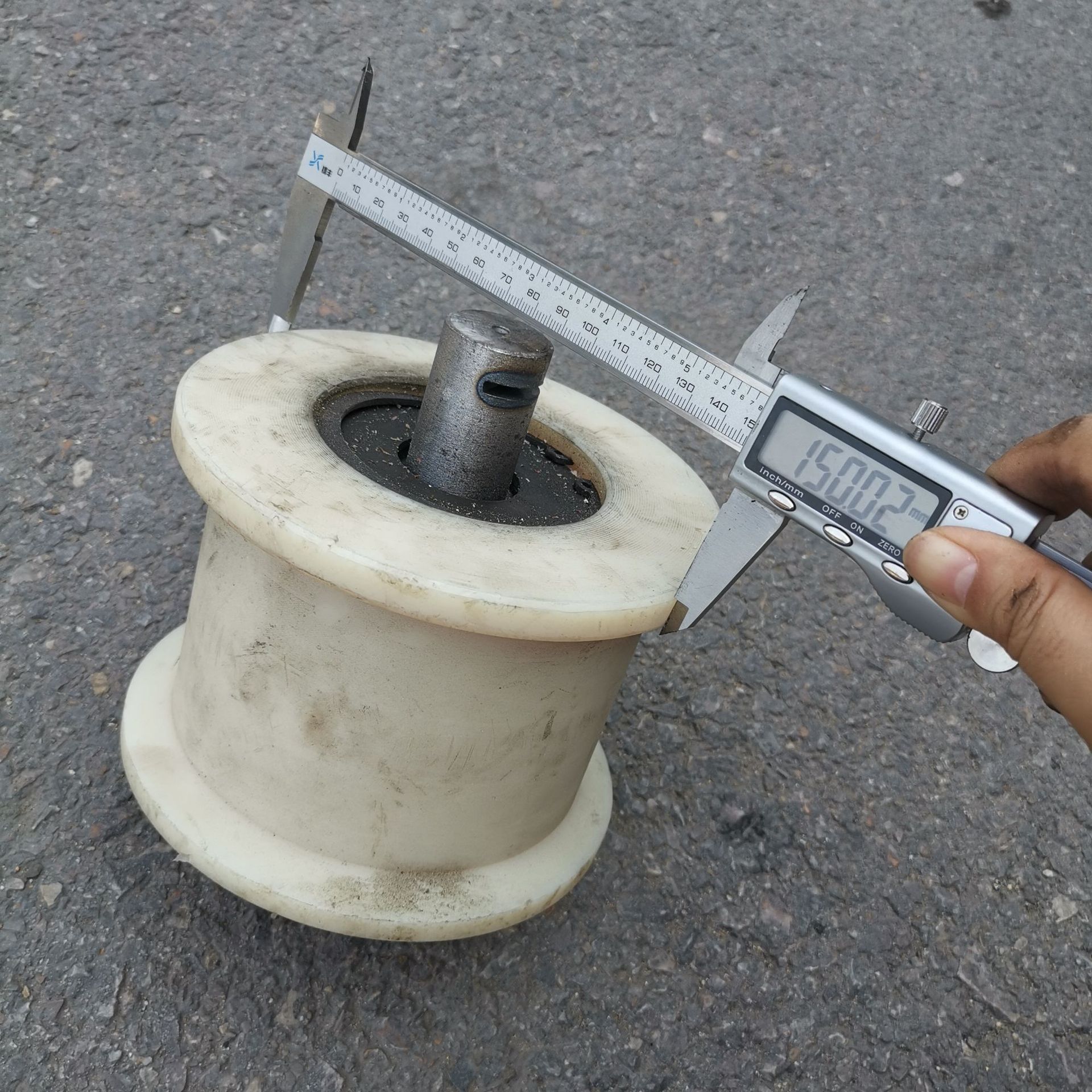 尼龙轮子重量 尼龙轮子两个一对 钢轨运输单轨车轮子