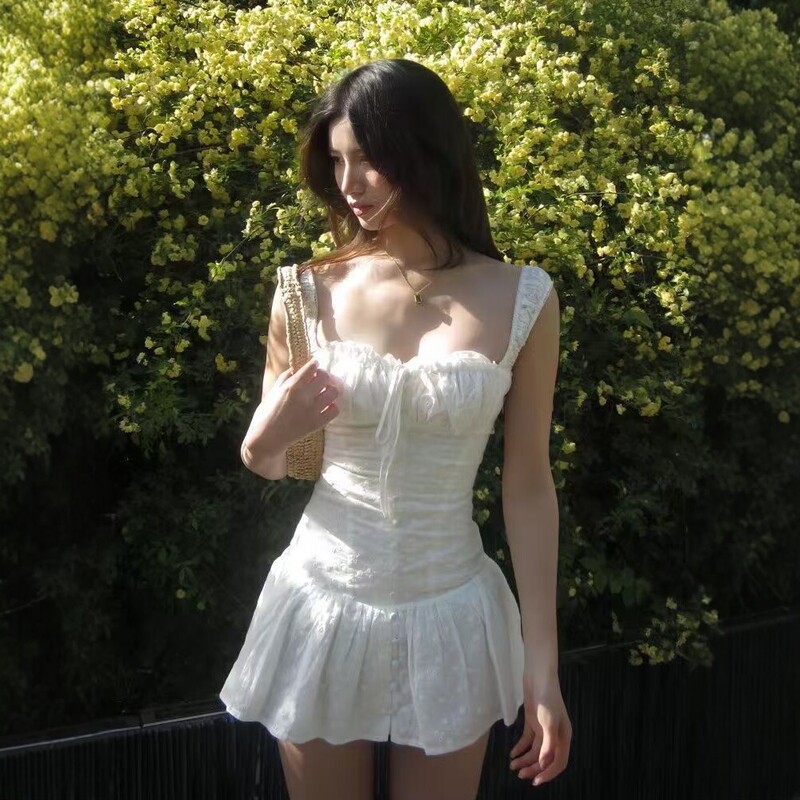 French-Style White Spaghetti Strap Dress for Women, New Summer Slim-Fit Short Dress with Pure Desire Style, Lace Patchwork, Waist-Cinching A-Line Dress