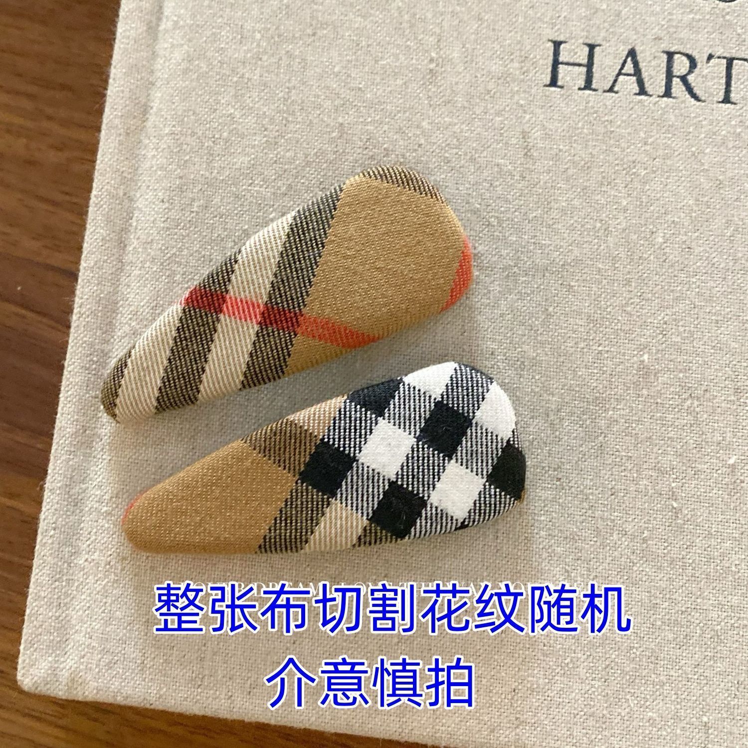 韓国系の新型の格子縞の水滴bbクリップの気質のレトロな前髪のサイドクリップの髪飾りの女性