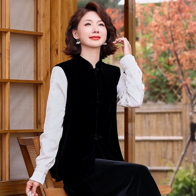 Мама средних лет одеваются весной 2024 новый китайский жилет национальный ветер пуговица ретро жаккард без рукавов топ женский жилет