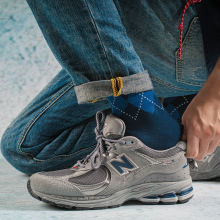 跨境秋冬新品菱形无骨袜男英伦风格子男士袜子中筒袜棉袜批发厂家