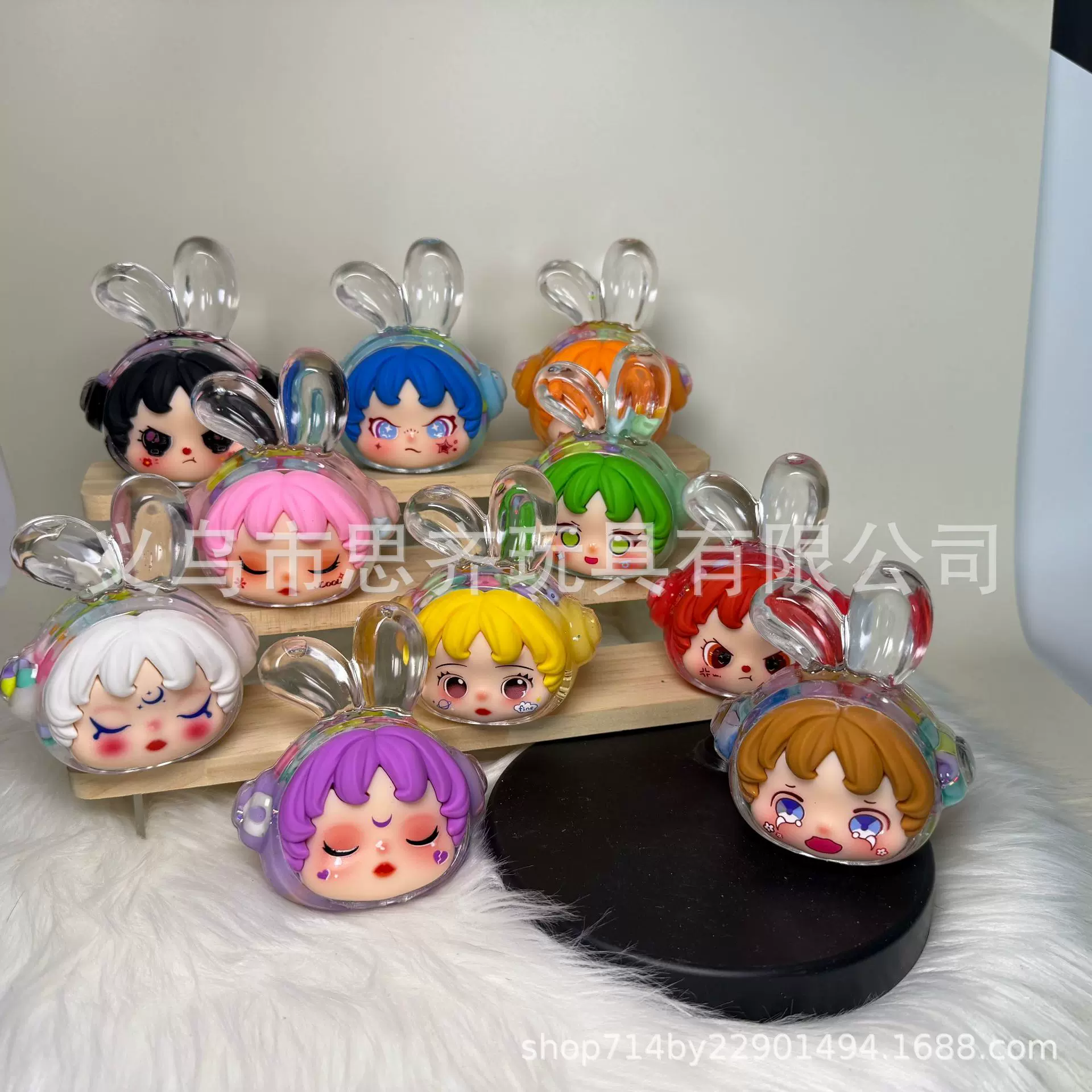 新款SP系列耳机兔可爱入油流沙饰品卡通桌面摆件批发抖音主播热款