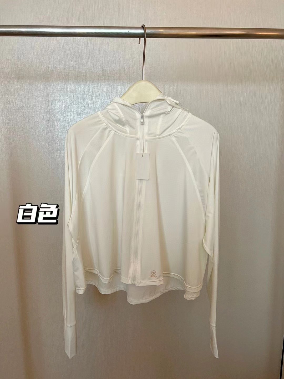 e4d0d180c6a86e4e4b4f618ea11b4b