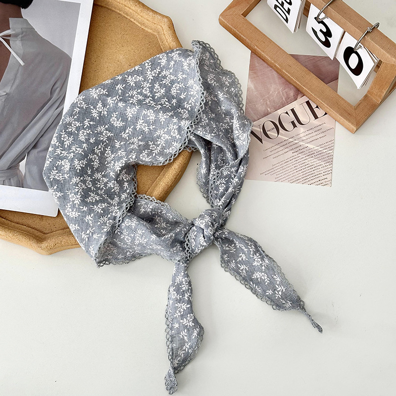 Turbante de alta calidad en un triángulo nuevo bufandas de flores de primavera y otoño bufandas de algodón y lino bufandas de seda al por mayor