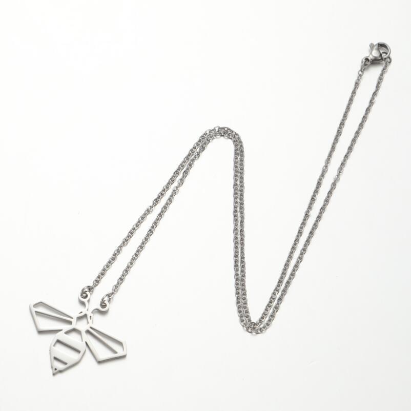 Titanium Steel Cute Plating Bee Necklace display picture 5