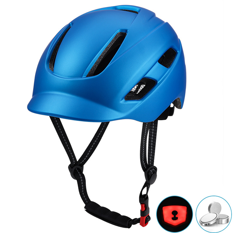 Transfronterizo nuevo casco integrado montar en bicicleta equipo casco hombres y mujeres tapa protectora casco con luz trasera