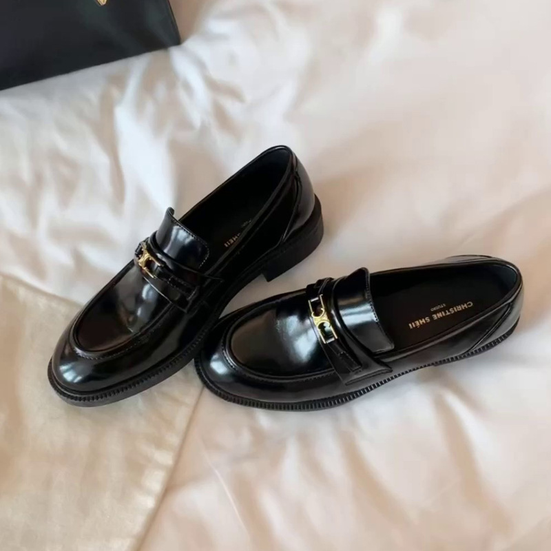 Su yinyin mismo estilo primavera nuevos mocasines arco de triunfo pequeña hebilla de oro slip-on perezosos pequeños zapatos de cuero para las mujeres