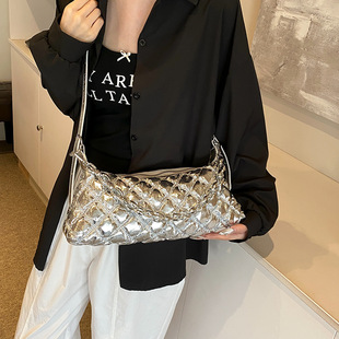 2024 New Plaid Puff Cloud Bag Silver Style Commuting Bag Autumn and Winter Easiest for Match Pleated Fashion Handbag for Women