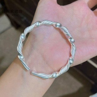 ���y999.9����ʽ�ŷ�Ť���_�����C���y�p��С���r�и߼�����Ů��