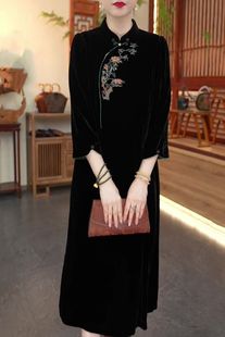 真絲復古旗袍綉花絲絨2023連衣裙媽媽中式新款裙子寬松金絲絨