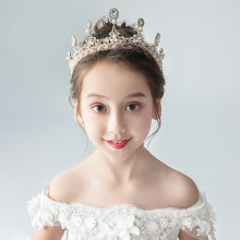 ���R�d�W���羳���Hվ����ˮ荻ʹ�Ůͯ�^�ɫ���ڰl�������Ʒ