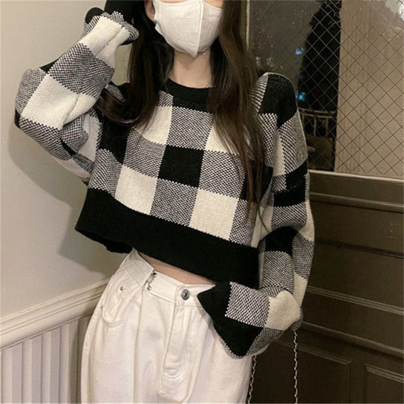 Loose short sweater women's long sleeve high waist plaid top autumn and winter retro Korean style versatile knitted bottoming shirt