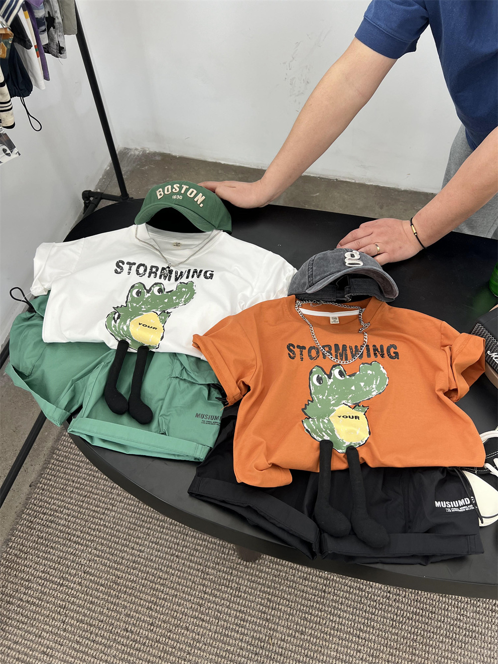 Sommerbørns amerikansk stil store lommer tynde arbejdsshorts til mænd og kvinder, løse snøreshorts, street glatte bukser_voghion.com