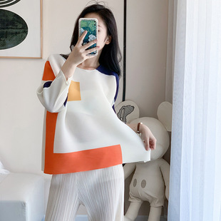 ��լ2025�����¿����e���|�ް�t��Ů�b�r�п�ӡ�������@������Ů