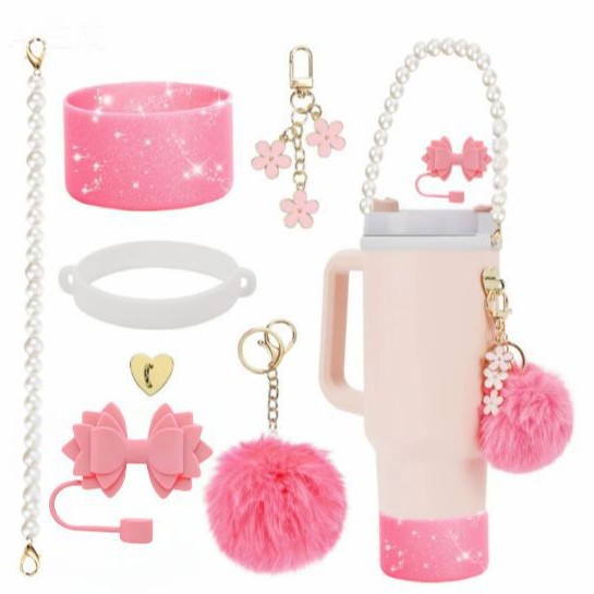 Accesorios de taza Stanley colgante de cuerda de mano flor de silicona gorra de paja de peluche colgante de taza cadena de taza de color cubierta de taza