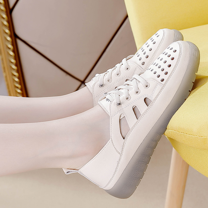 Broken Size Small Leather Shoes Women's 2024 Summer New Flat Sandals Hollow Hole Shoes Soft Sole Mother Shoes Broken Size Small Leather Shoes Women's 2024 Summer New Flat Sandals Hollow Hole Shoes Soft Sole Mother Shoes
