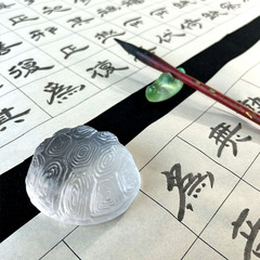 琉璃鎮紙書法宣紙道具龜殼小擺件玻璃壓書器茶寵創意文房四寶鎮尺