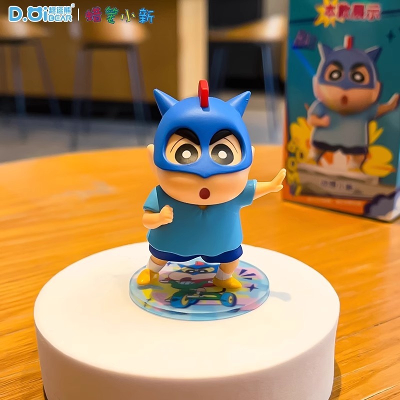 本物のクレヨンしんちゃんダイナミックバトルトレンディなデスクトップ車の装飾品オフィスかわいい家の装飾|undefined