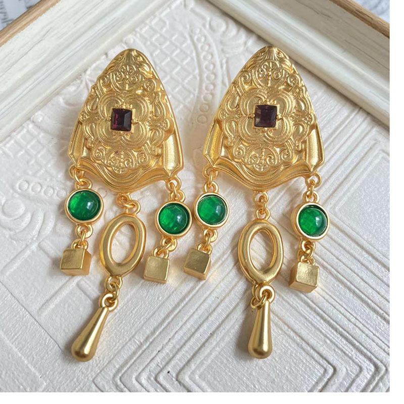 Vintage Style Geometric Alloy Plating Artificial Gemstones Women's Drop Earrings 1 Pair display picture 4