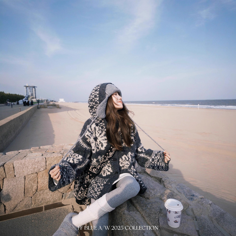Nordic Fair Isle Autumn and Winter Retro-Style Wool Horn-Button Hooded Sweater for Women