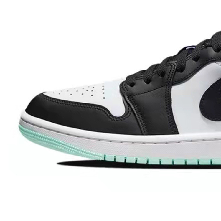 ⑭ aj1 little tiffany