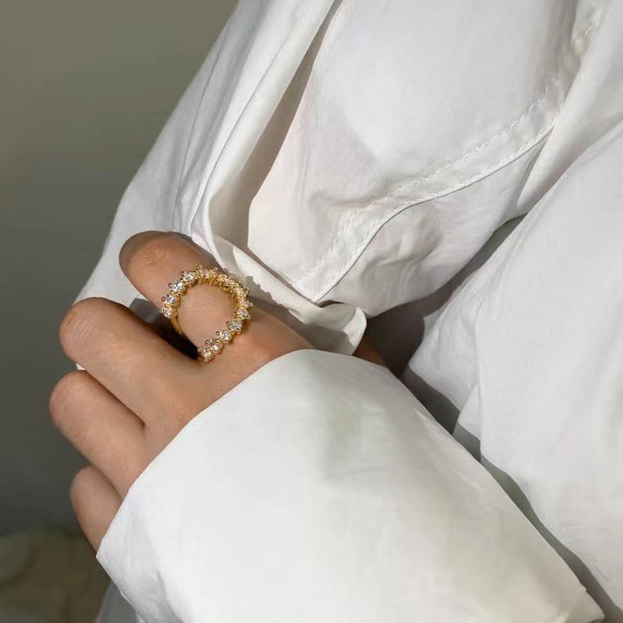 Crescent Moon Full Diamond Designer Ring Elegant Retro Jewellery_voghion.com