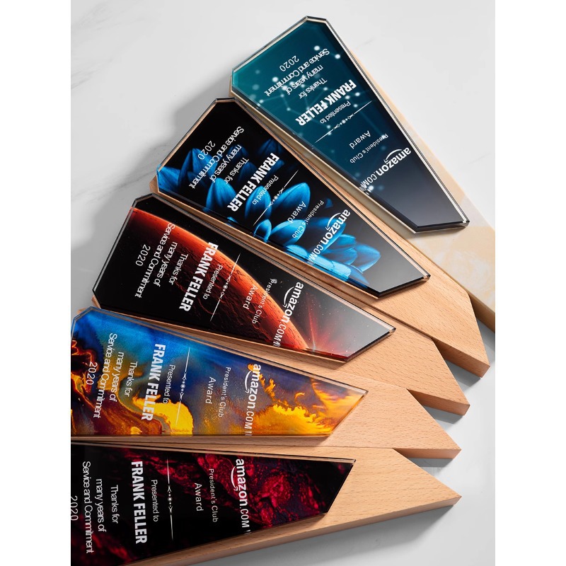 Trofeos de madera sólida trofeos de mármol para hacer grabaciones de la reunión anual de la empresa de impresión en color para los excelentes empleados