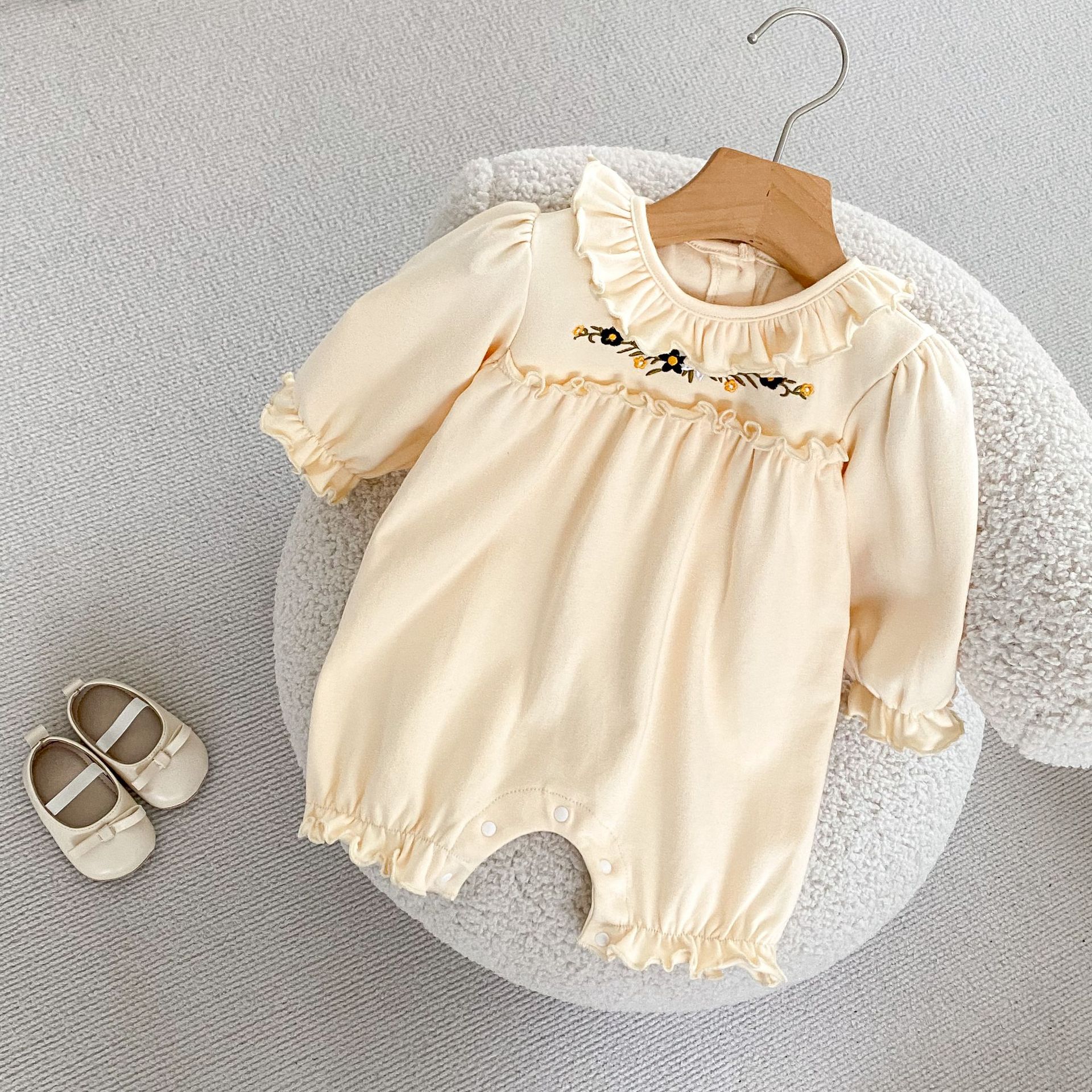 2024 Autumn New Baby and Girl Clothing Embroidered Small Lotus Leaf Collar Long Sleeve Loose Short Crawler jumpsuit_voghion.com