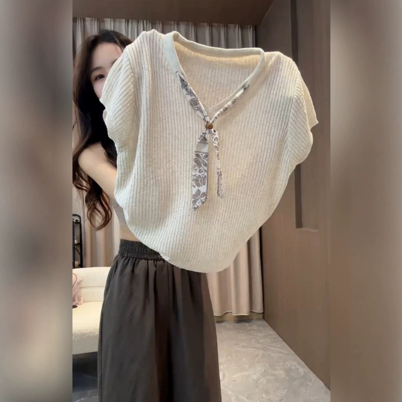 Korean-Style Lazy Style V-Neck Short-Sleeved Knitwear for Women 2026 New Summer Thin Style Very Beautiful Loose and Stylish Top Korean-Style Lazy Style V-Neck Short-Sleeved Knitwear for Women 2026 New Summer Thin Style Very Beautiful Loose and Stylish Top