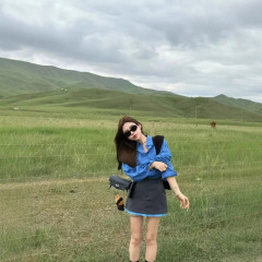 米娜家草原娜日太泡菜衬衫+披肩＋灰色蓝边西装半裙套装