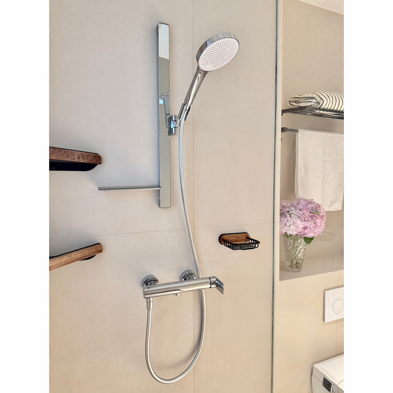 All-Copper Shower Bathtub Faucet with Dual Spouts, Swivel Spout Bathtub Hot and Cold Concealed Faucet, Copper Shower Room Hot and Cold Faucet All-Copper Shower Bathtub Faucet with Dual Spouts, Swivel Spout Bathtub Hot and Cold Concealed Faucet, Copper Shower Room Hot and Cold Faucet