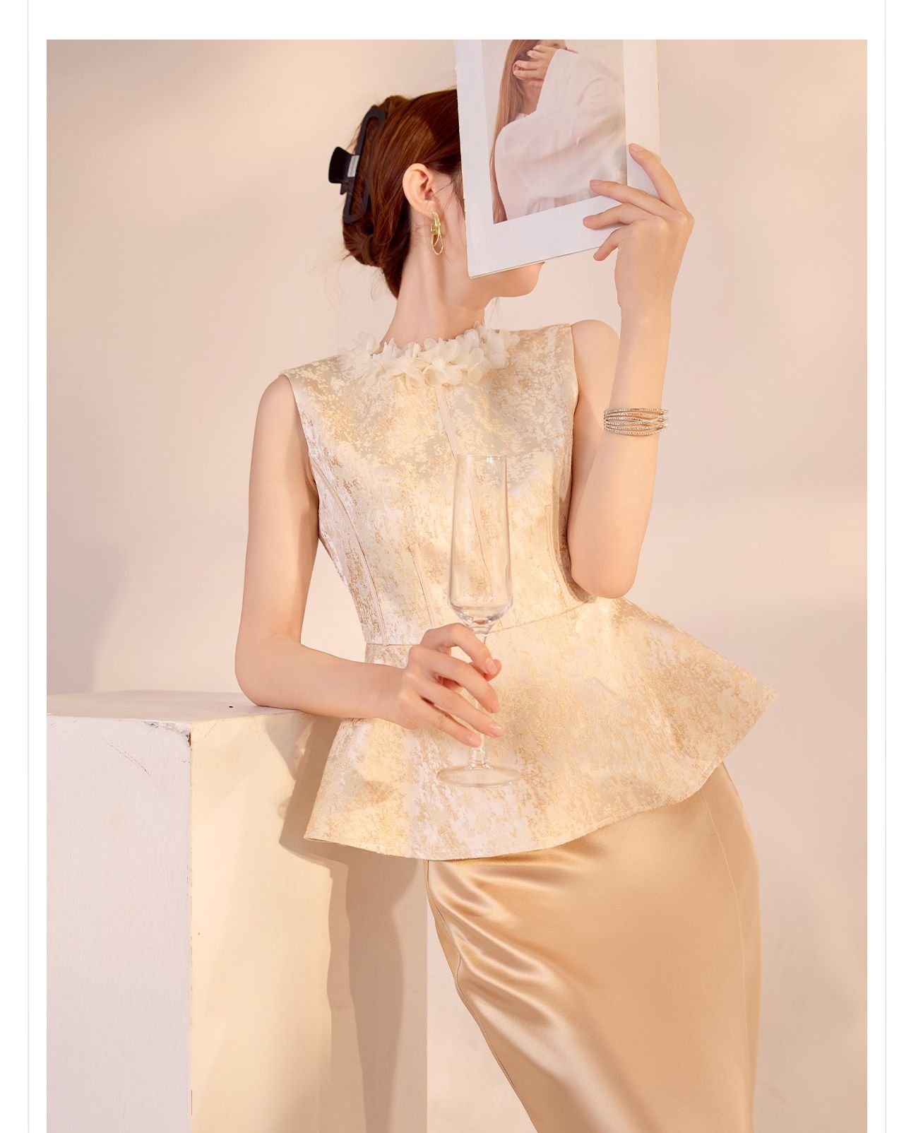 Áo sơ mi cổ tròn ren tinh tế phong cách Trung Quốc mới, thắt eo đa năng mùa hè ZX N3106 — Màu trắng be chi tiết 7