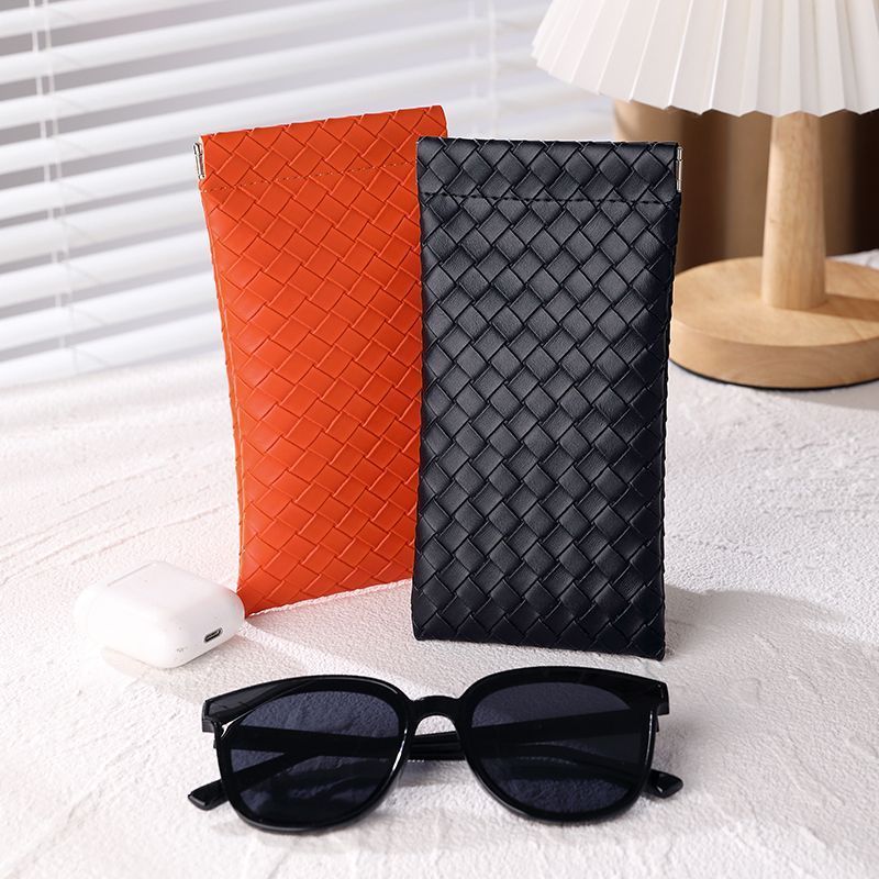 Glasses Bag Advanced Lightweight Woven Soft Leather Sunglasses Storage Bag Sunglasses Box Portable Storage Bag for Men and Women Glasses Bag Advanced Lightweight Woven Soft Leather Sunglasses Storage Bag Sunglasses Box Portable Storage Bag for Men and Women
