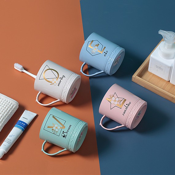 Kannettava hammasharjamuki matkustamiseen opiskelijoille kotiin_voghion.com