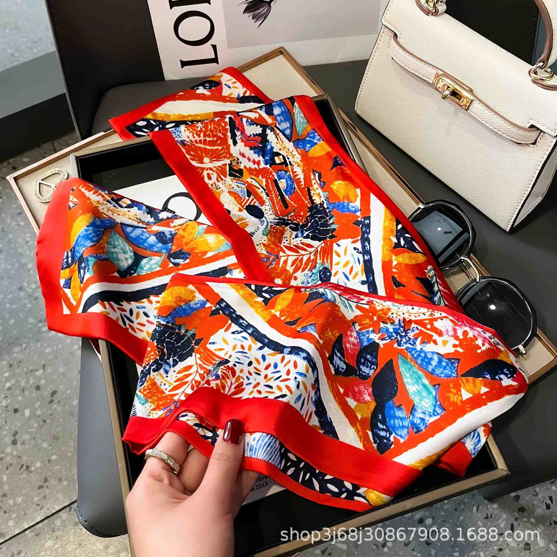 Nuevo bufandas de seda de impresión delgada y larga para mujeres nuevas bandas de moda de decoración profesional bufandas