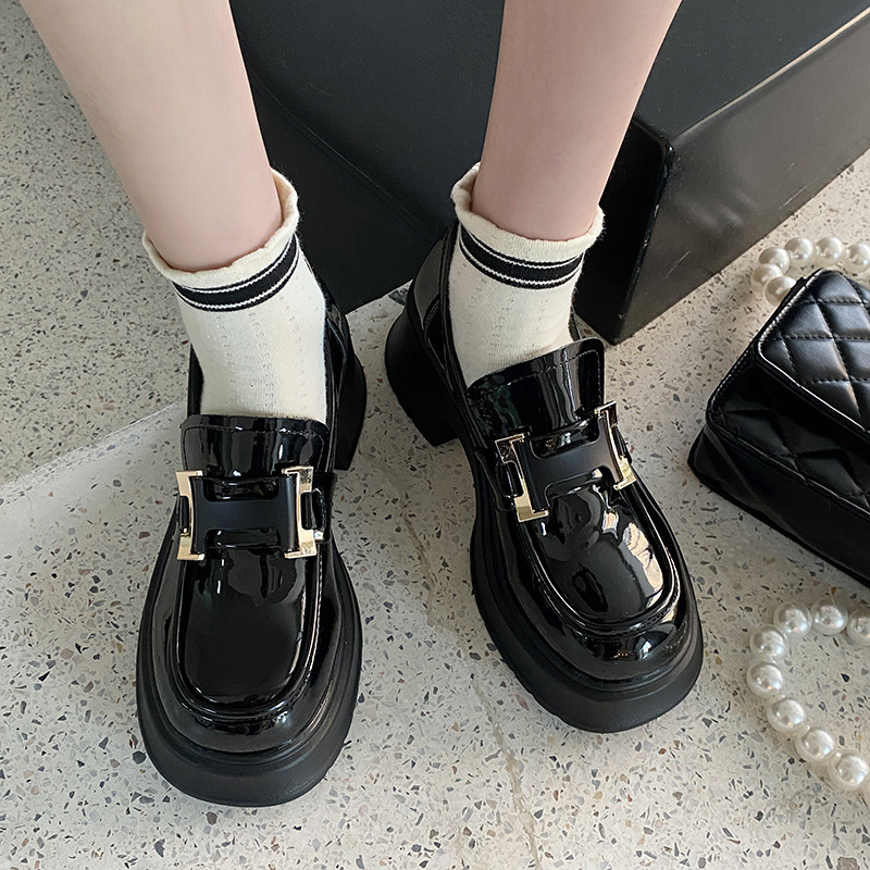 Zapatos de mujer de talla grande 41-43 zapatos de cuero de trabajo de estilo británico para mujer 2024 Primavera Nueva JK zapatos Mary Jane del todo fósforo