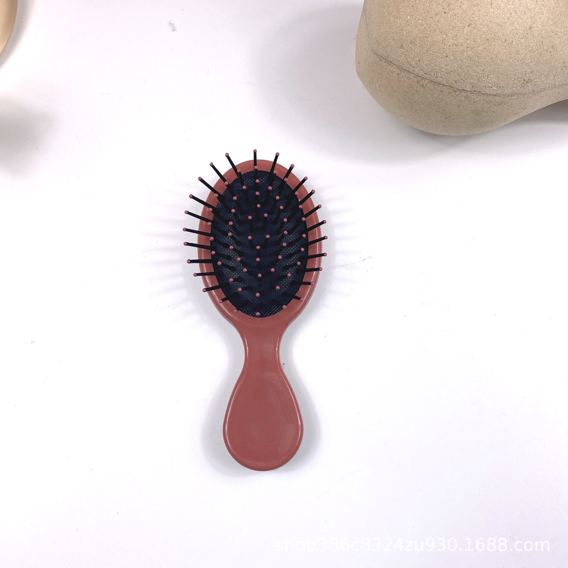 INS peine cojín de aire airbag masaje peine costilla cuerno curling peine meridiano sándalo crema pegamento peine hogar al por mayor