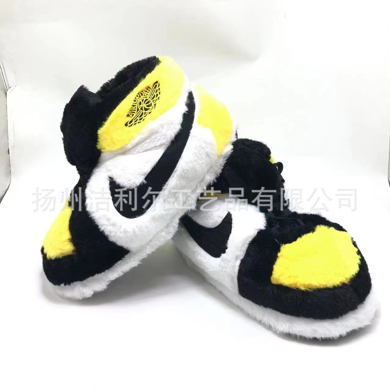 Zapatos gordos de algodón zapatos de baloncesto A4 zapatos gordos de algodón zapatos nuevos zapatos de estilo en línea invierno casa piso zapatos gordos