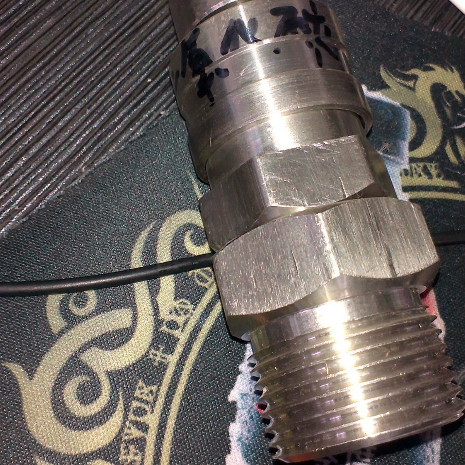 Продажа газовых быстроразъемных разъемов, быстроразъемных разъемов из нержавеющей стали большого диаметра, кислородных, ацетиленовых быстрых разъемов.