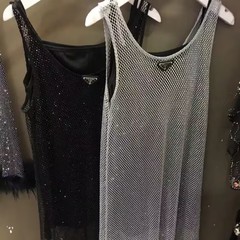 金晨スターの同モデルは痩せています。