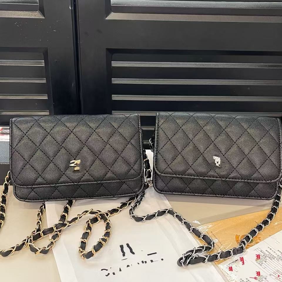 高级感小香风链条斜挎woc发财包菱格纹鱼子酱单肩包横版口盖手机