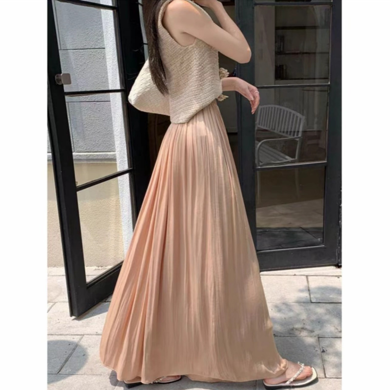 [Three Skirt Lengths] Water-Soft Silk Cool Summer 2026 New Summer Style Slimming and Height-Enhancing Versatile Pleated Skirt
