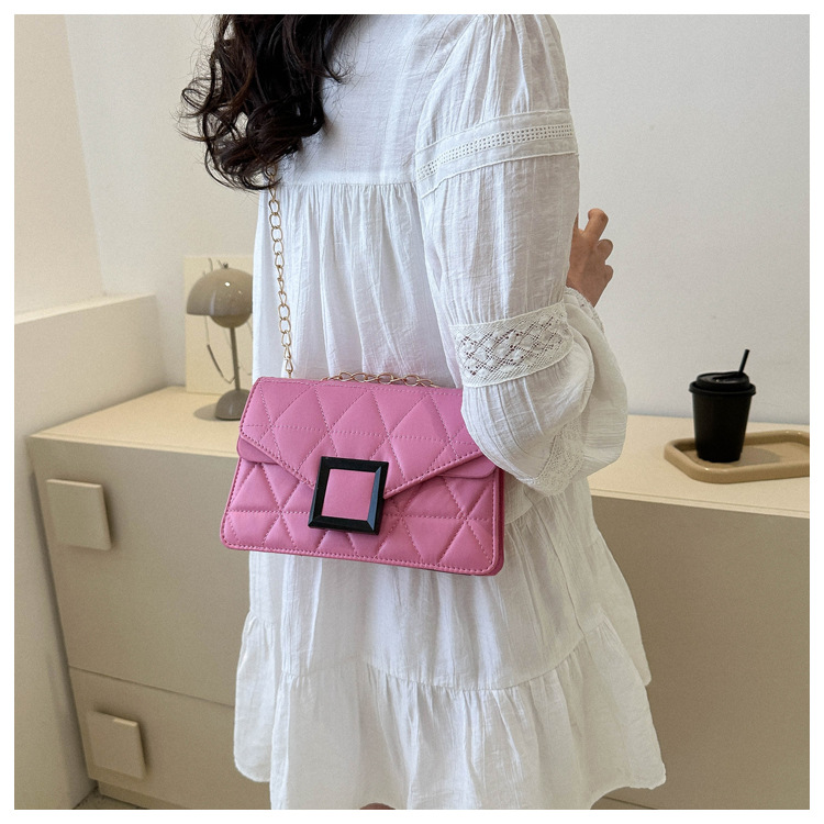 Women's Small Pu Leather Solid Color Streetwear Square Zipper Crossbody Bag display picture 37