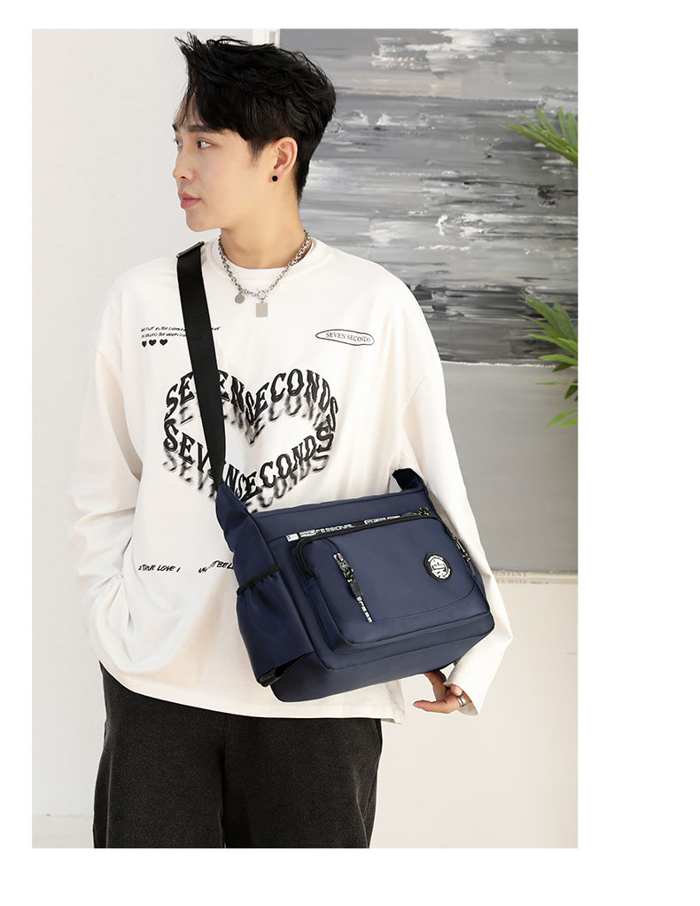 Wholesale of Korean men's simple and large-capacity briefcases, casual and versatile single-shoulder bags, travel and business crossbody men's bags undefined